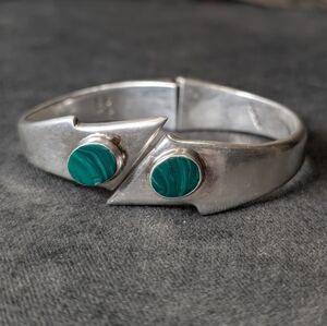Vintage Malachite Sterling Silver Hinged Bangle Bracelet